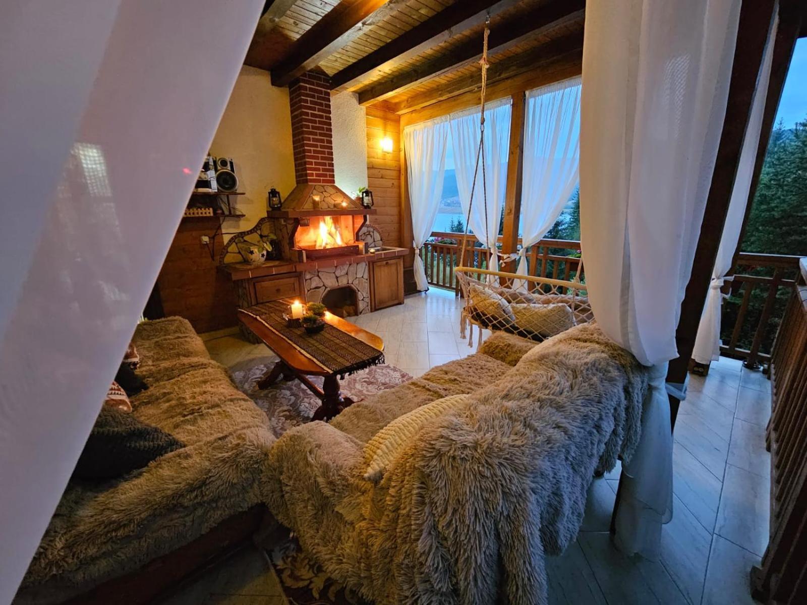 Villa Hills - Къща За Гости С Храна Orlino Dış mekan fotoğraf